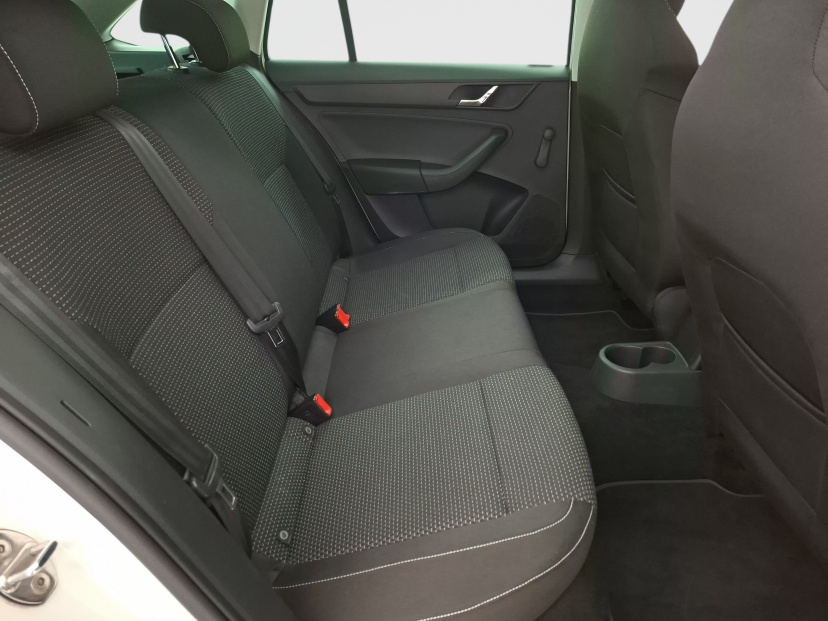 Škoda Rapid Spaceback, 2013