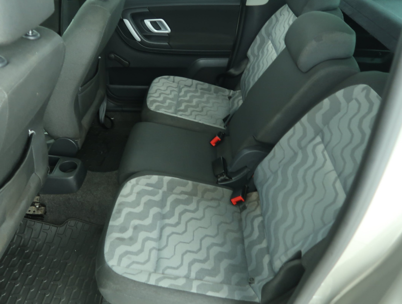 Škoda Roomster, 2008