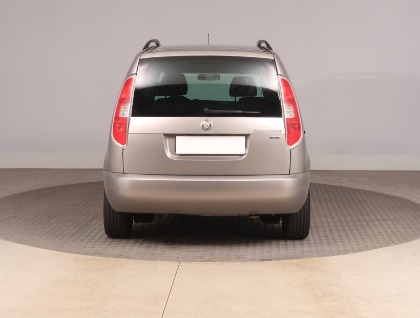 Škoda Roomster, 2008