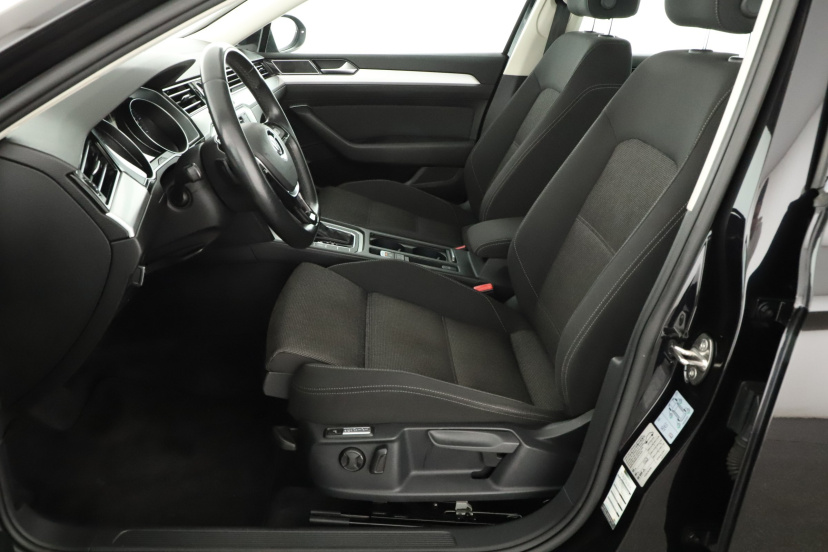 Volkswagen Passat, 2016