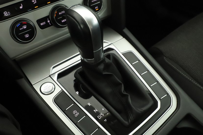 Volkswagen Passat, 2016