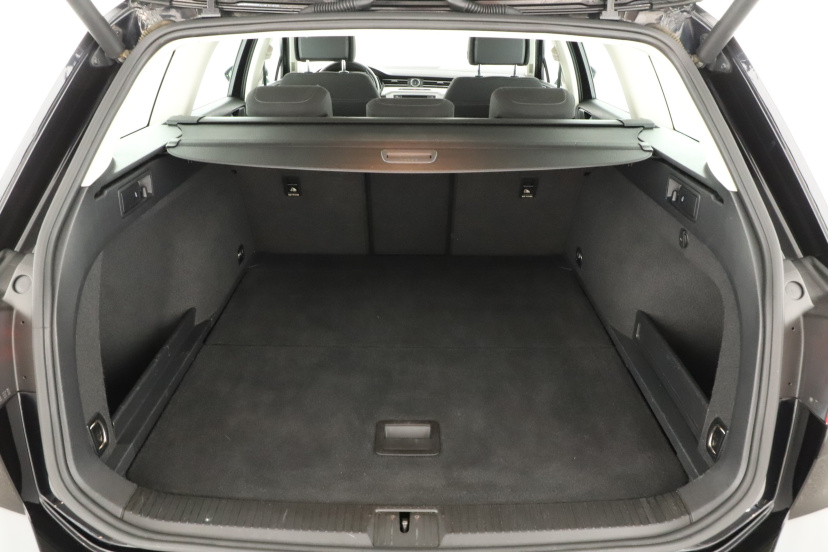 Volkswagen Passat, 2016