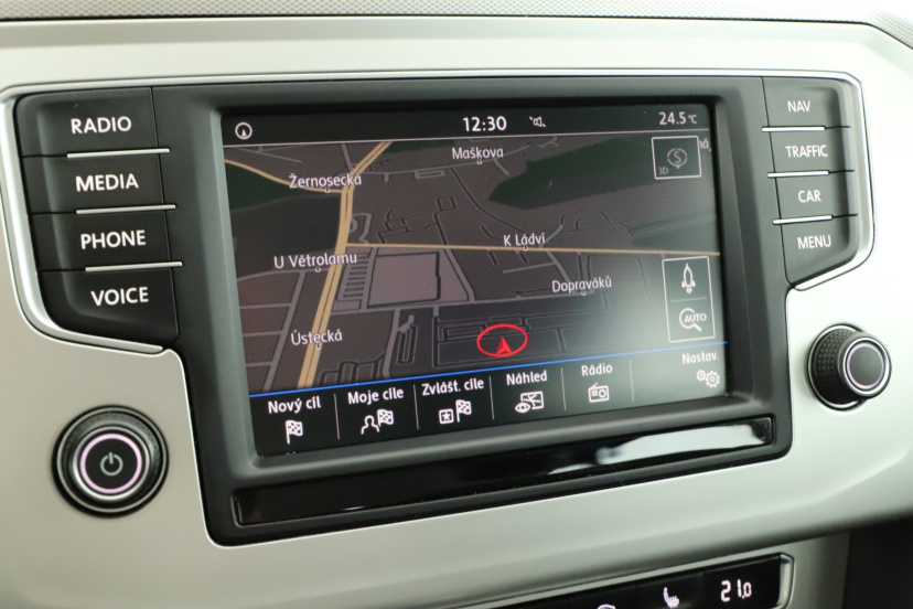Volkswagen Passat, 2016