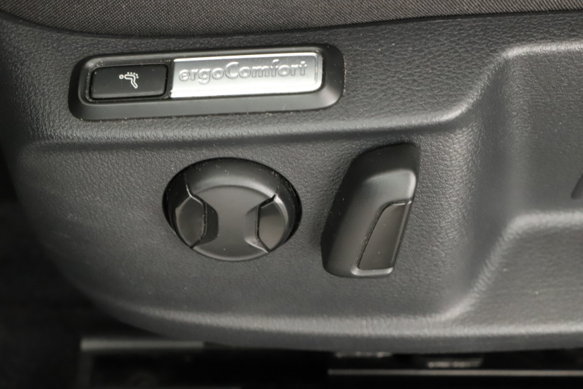 Volkswagen Passat, 2016