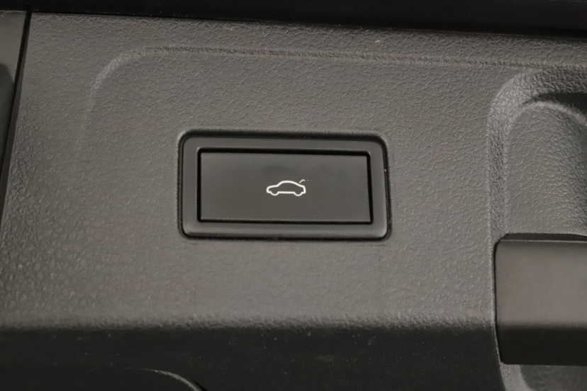 Volkswagen Passat, 2016
