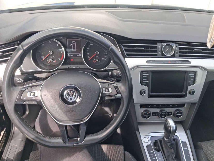 Volkswagen Passat, 2016