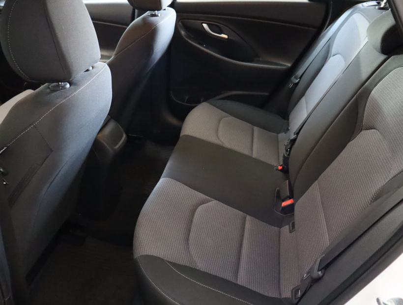 Hyundai i30, 2022