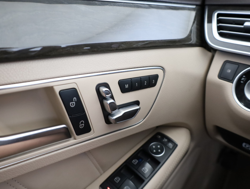 Mercedes-Benz E, 2013