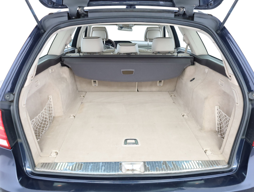 Mercedes-Benz E, 2013
