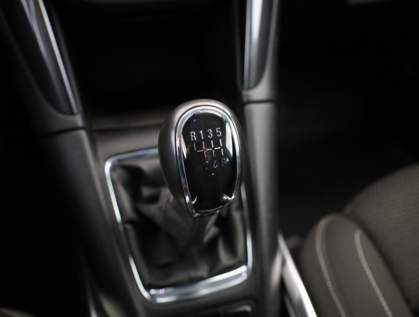 Opel Zafira, 2018