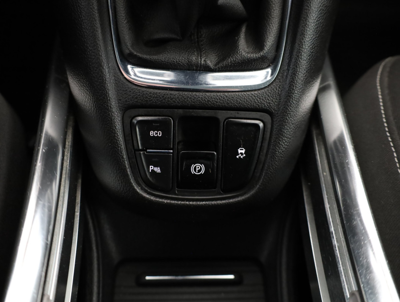 Opel Zafira, 2018