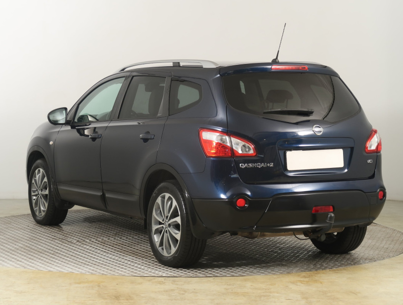 Nissan Qashqai+2, 2012