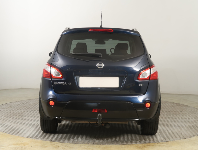 Nissan Qashqai+2, 2012