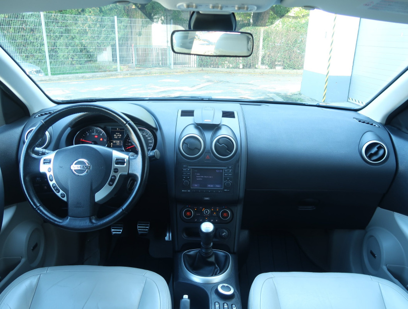 Nissan Qashqai+2, 2012