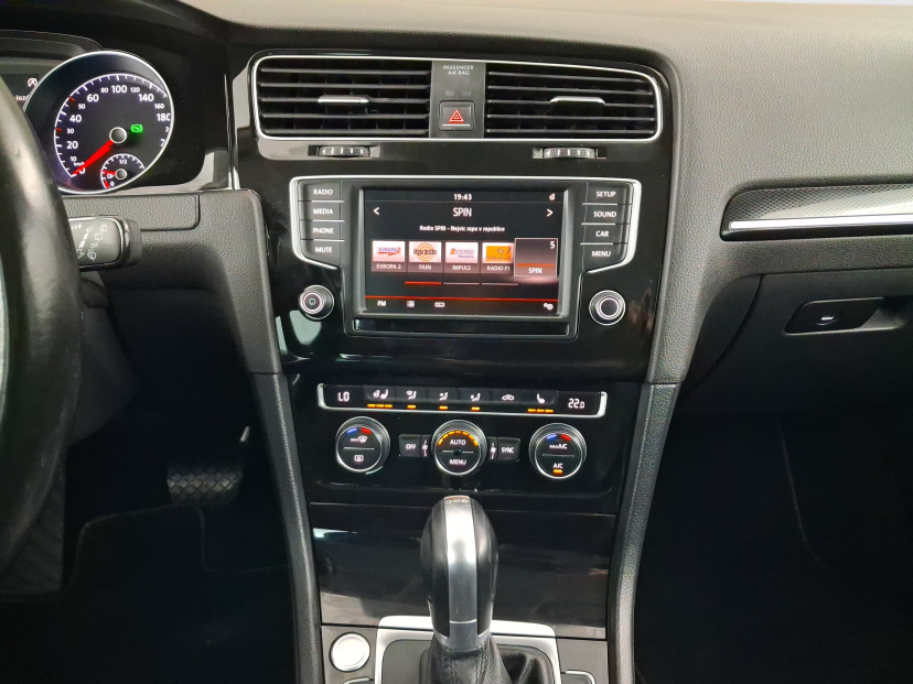 Volkswagen Golf, 2016