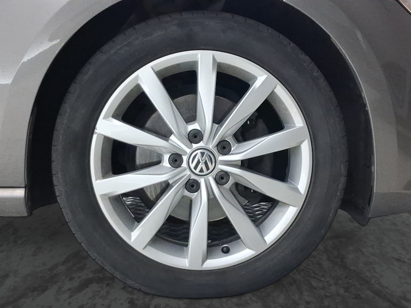 Volkswagen Golf, 2016