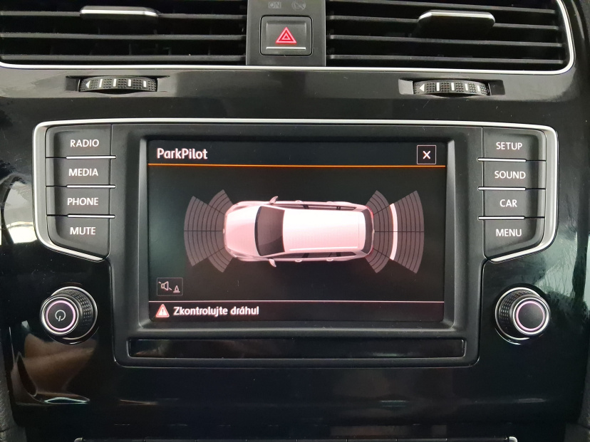 Volkswagen Golf, 2016