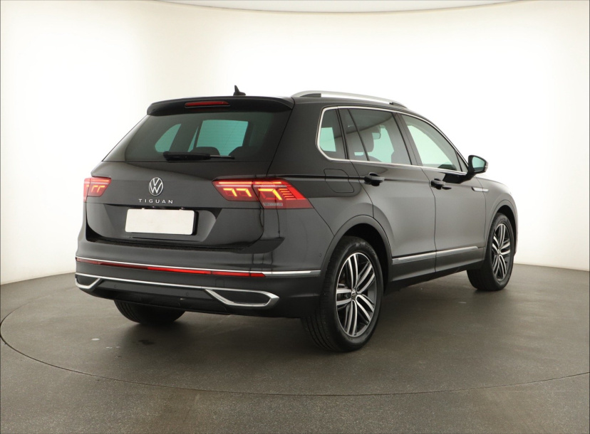 Volkswagen Tiguan, 2021
