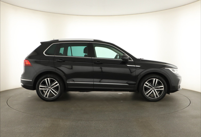 Volkswagen Tiguan, 2021