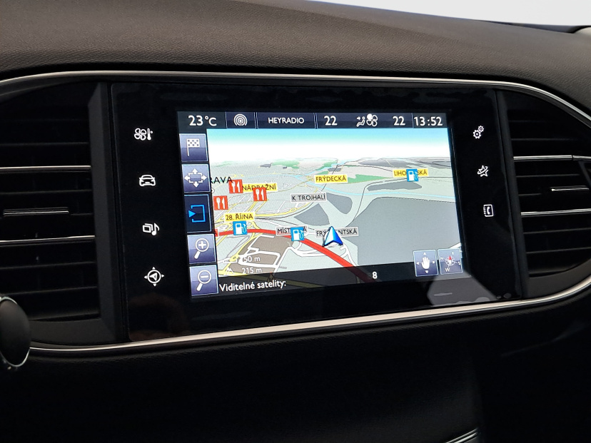 Peugeot 308, 2015