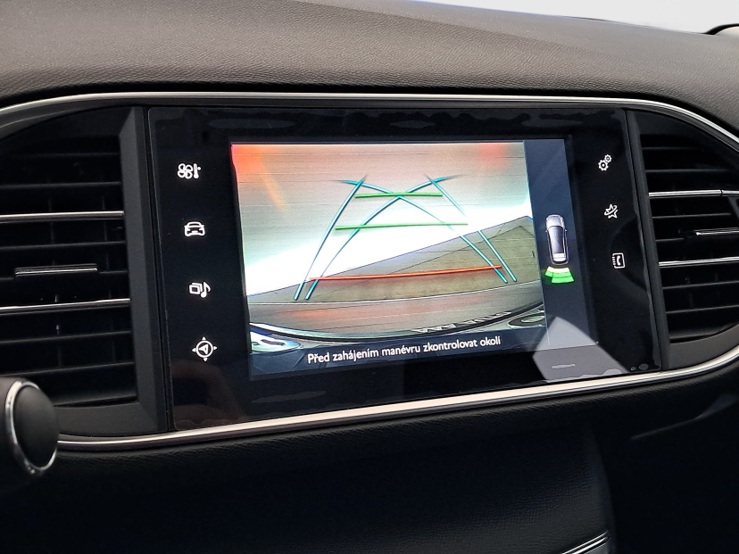 Peugeot 308, 2015
