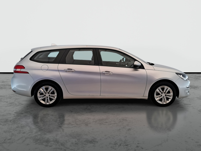 Peugeot 308, 2015
