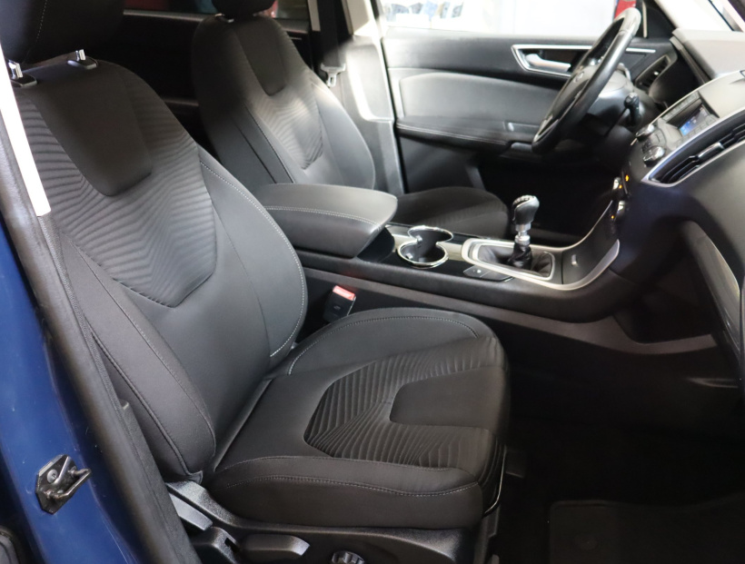 Ford S-Max, 2015