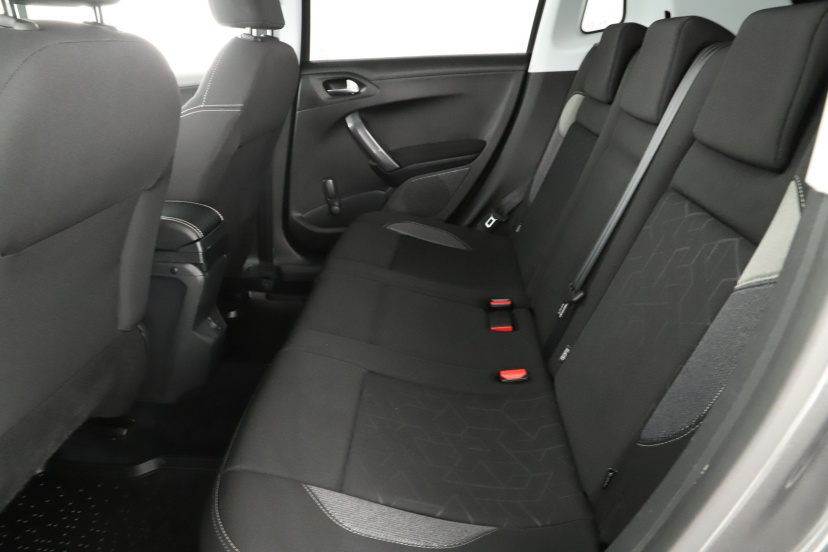 Peugeot 2008, 2018