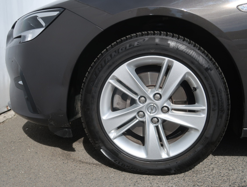 Opel Insignia, 2021