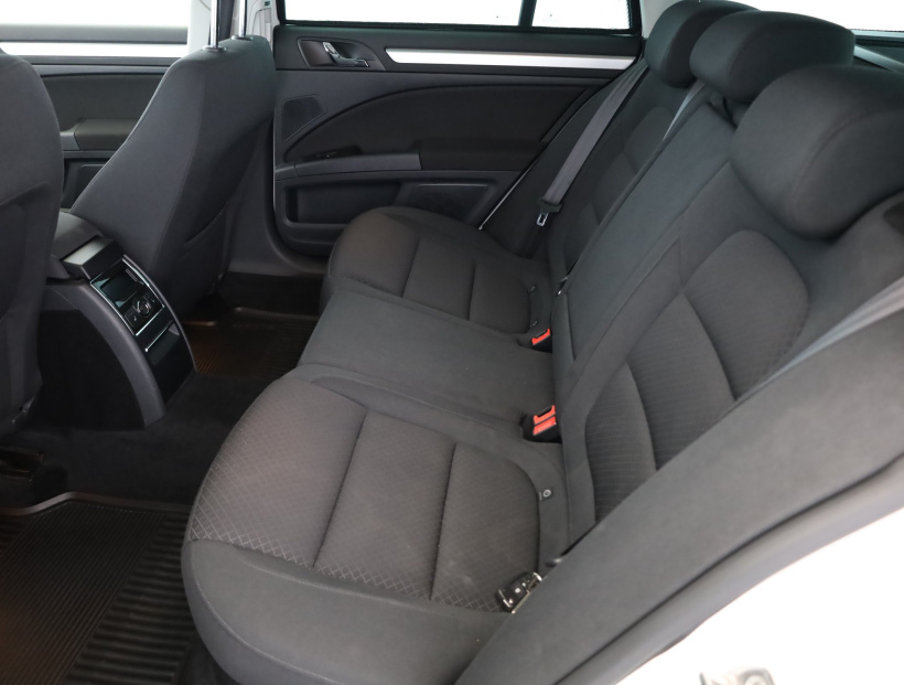 Škoda Superb, 2014
