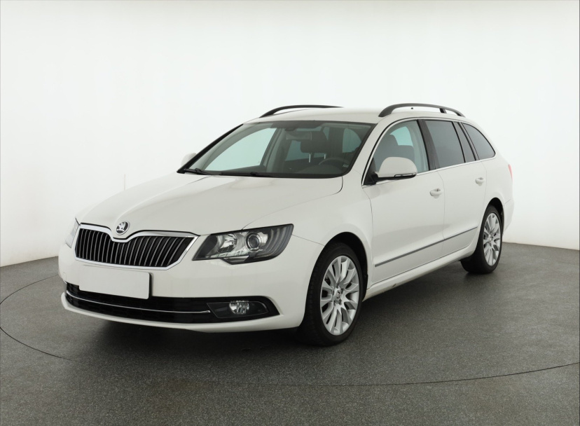 Škoda Superb, 2014