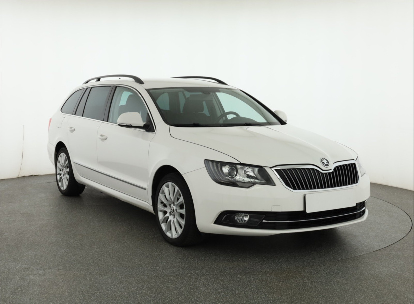 Škoda Superb, 2014