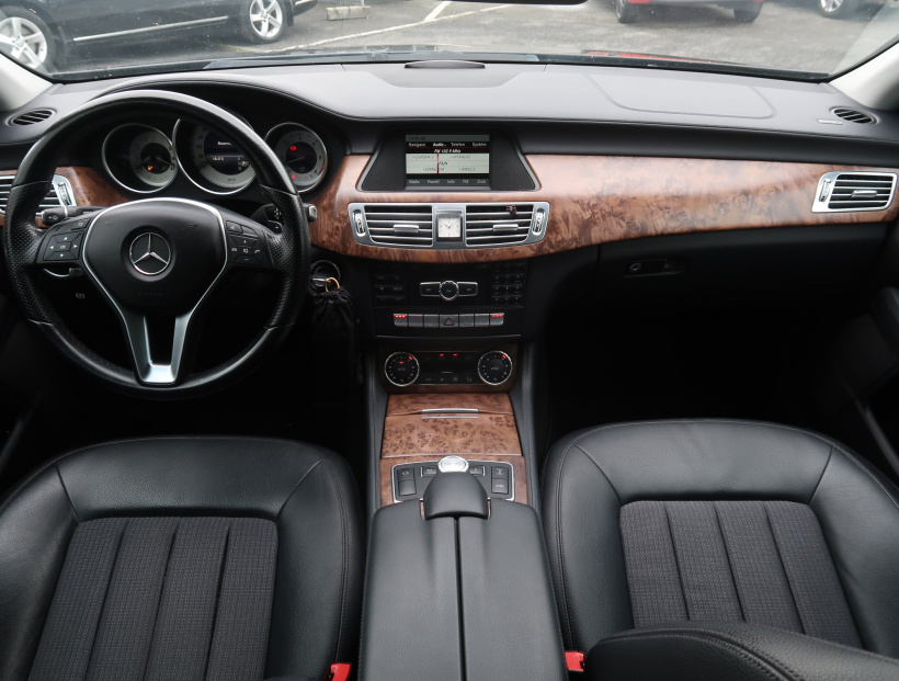 Mercedes-Benz CLS, 2013