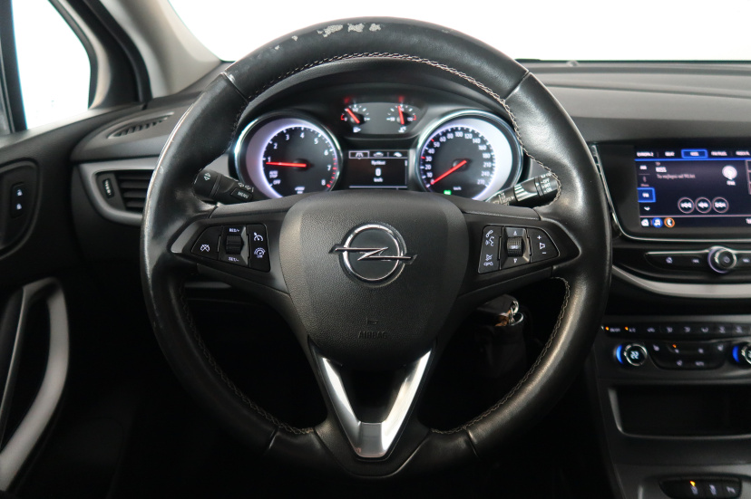 Opel Astra, 2021