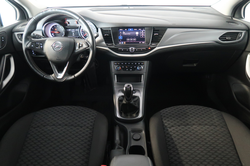 Opel Astra, 2021