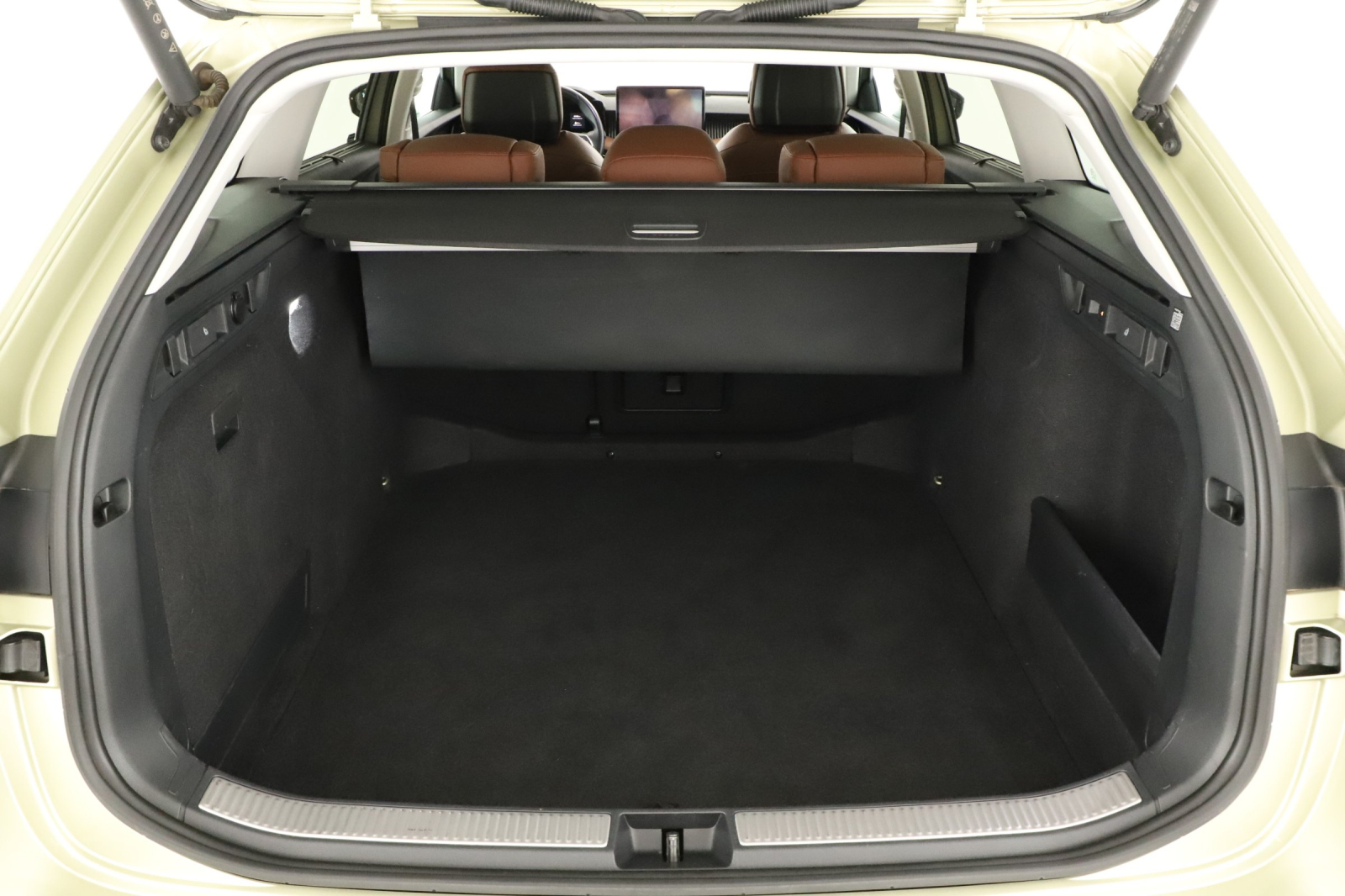 Škoda Superb - 2024