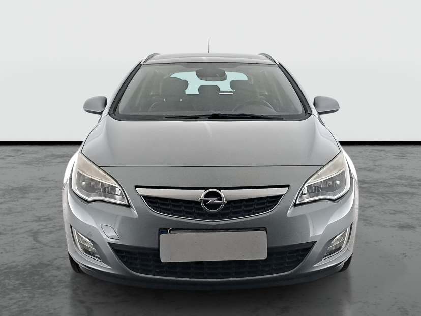 Opel Astra, 2011