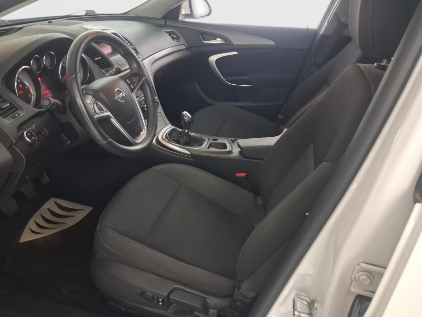 Opel Insignia, 2011