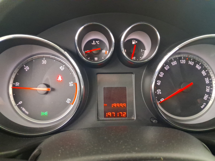 Opel Insignia, 2011