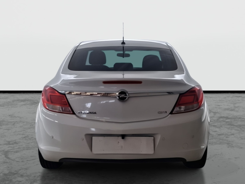Opel Insignia, 2011