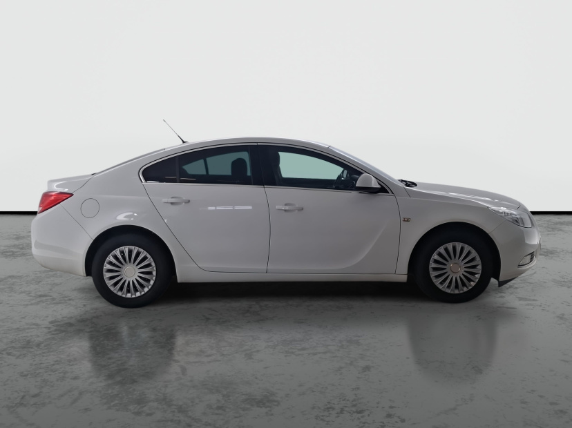 Opel Insignia, 2011