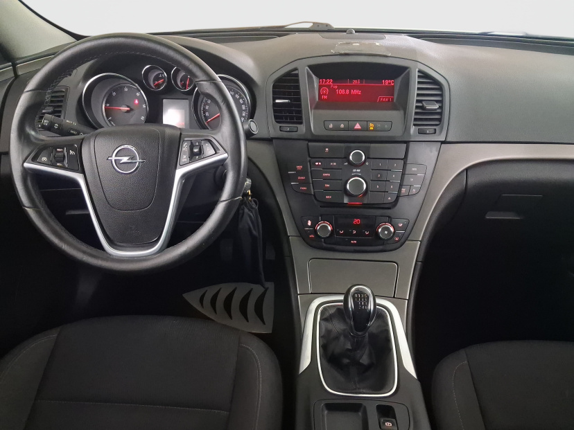 Opel Insignia, 2011