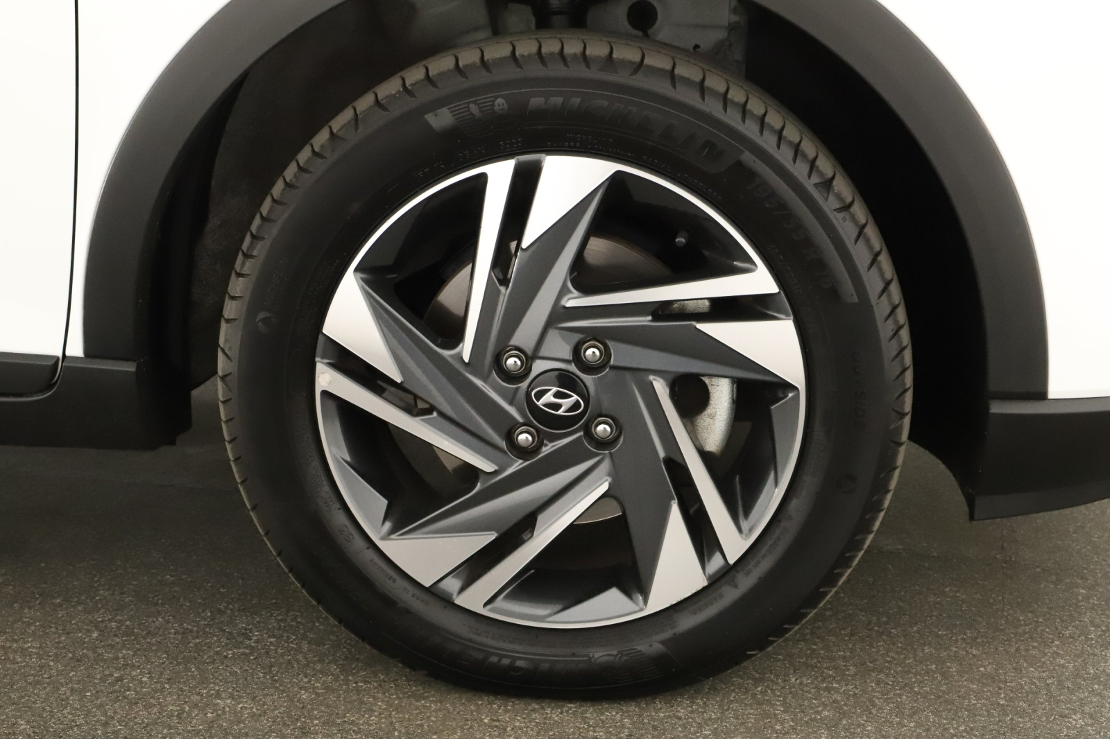 Hyundai Bayon - 2024