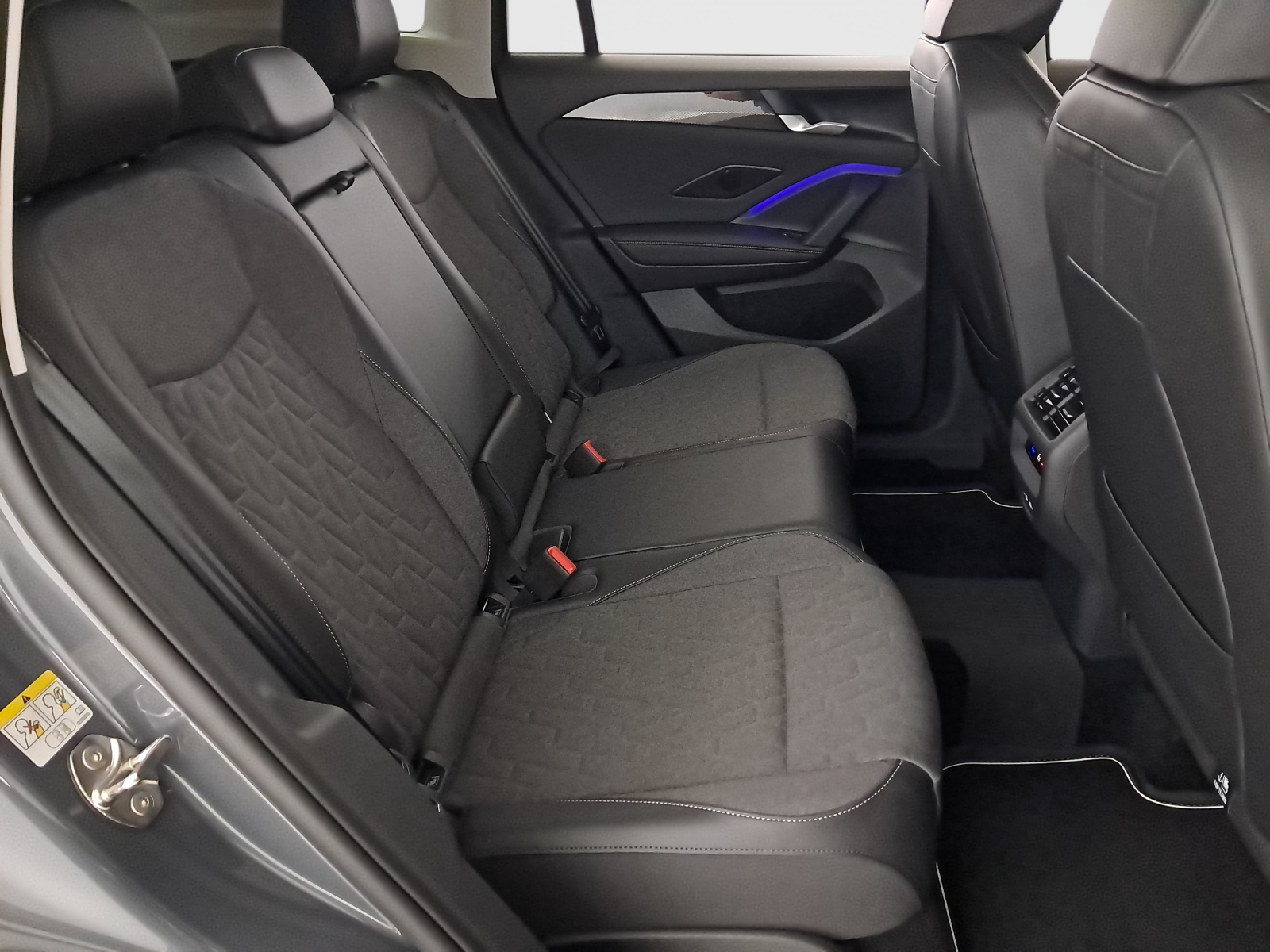 Volkswagen Tiguan - 2025