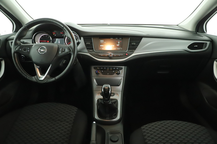 Opel Astra, 2018