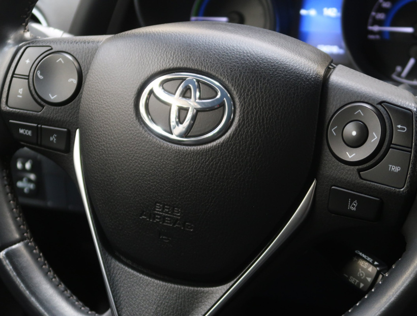 Toyota Auris, 2016