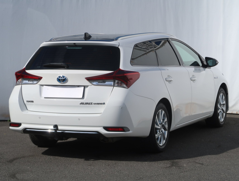 Toyota Auris, 2016
