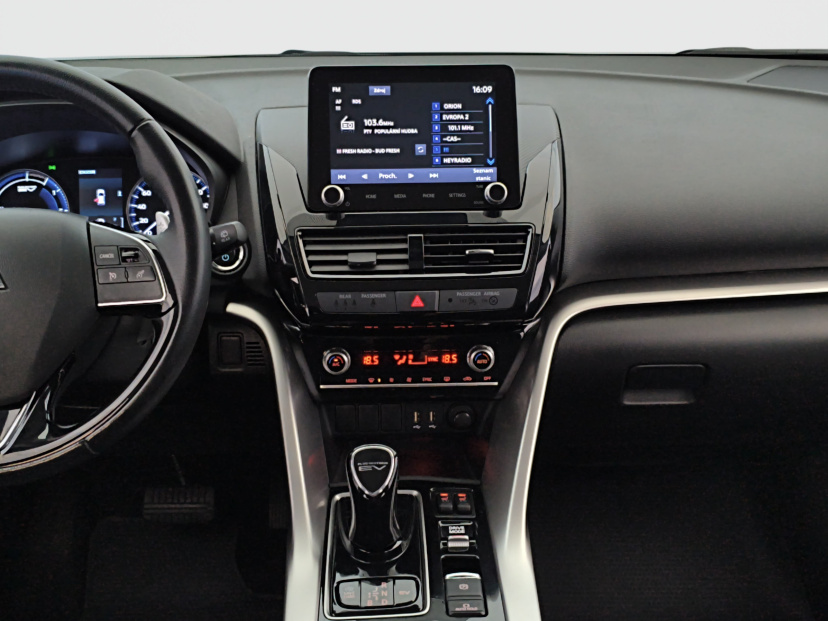 Mitsubishi Eclipse Cross, 2021