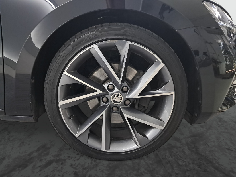 Škoda Superb, 2019