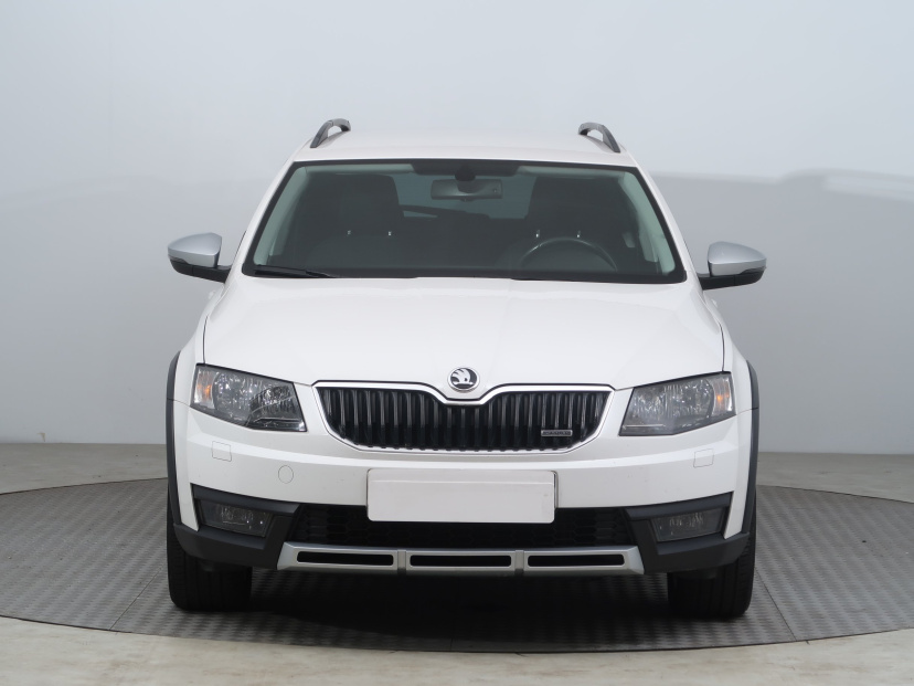 Škoda Octavia Scout, 2015